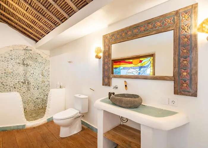 Hina 3 Bedroom In Bingin *