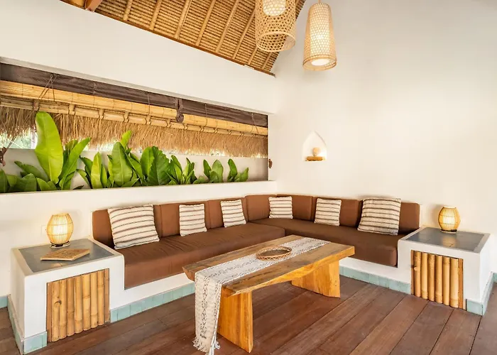 Hina 3 Bedroom In Bingin