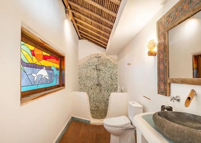 Hina 3 Bedroom In Bingin